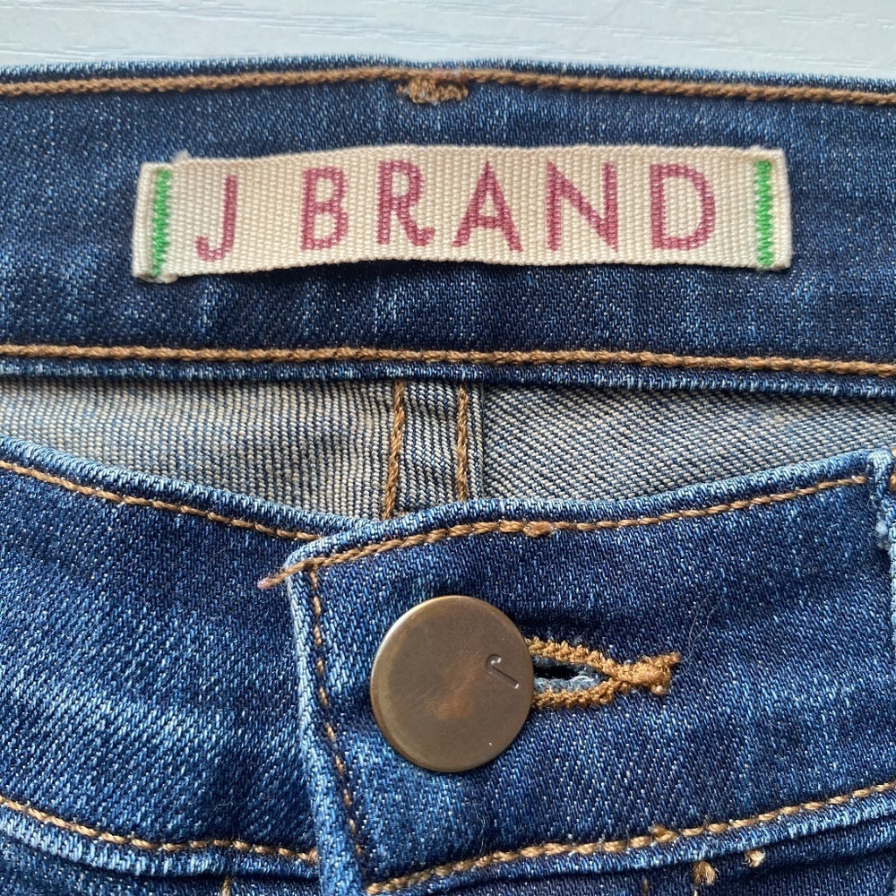 J BRAND Women's Cigarette Leg Mid Rise in Heirloom Wash Size 28 - Picture 4 of 16